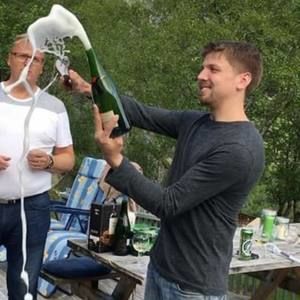 Meet your Posher, Bradley